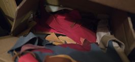 Lederreste, alle Farben und Grössen