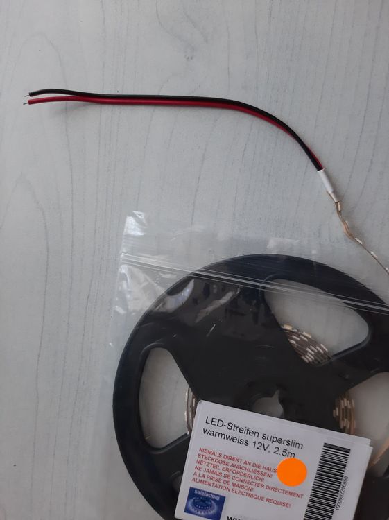 Modelleisenbahnen: LED-Streifen superslim warmweiss 12 V 2.5 Meter – Neu (gemäss Beschreibung) aus Thun von Schwarzsee48 1