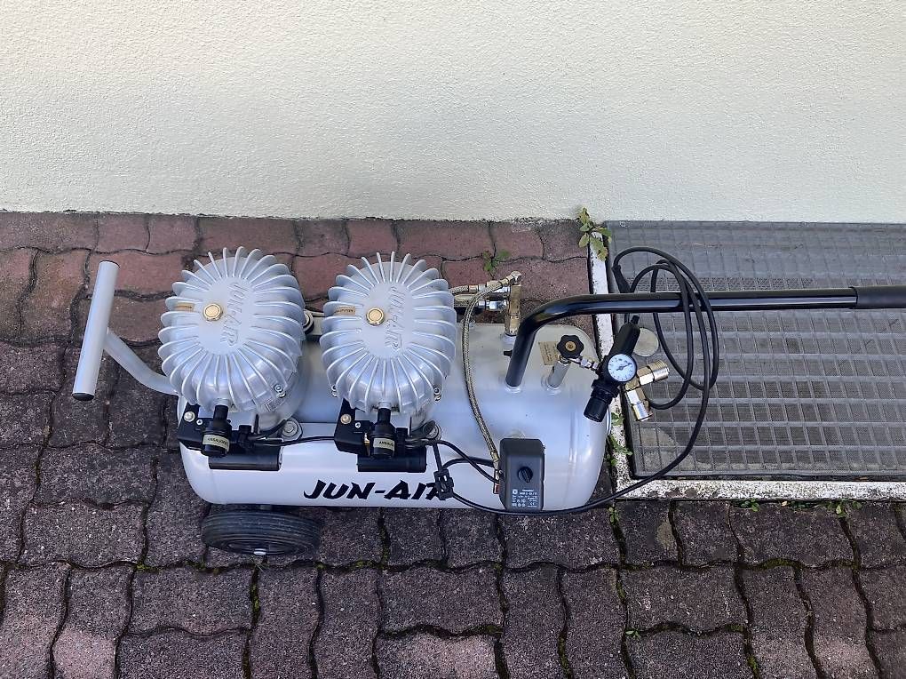Jun-Air Compressori: JUN-AIR Druckluftkompressor – Usato da Walterswil SO venduto da Hodu88 2