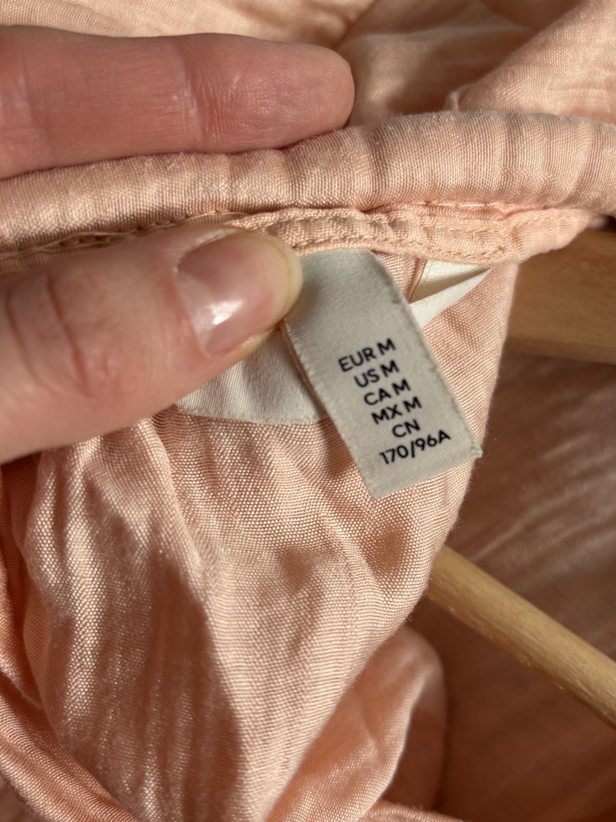 H&M Vestiti: H&M peach dress, size M – Usato da Wallisellen venduto da eli_v7dn 5