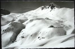 DAVOS Parsenn-Hütte mit Furka-Skilift und Augstenhörnli