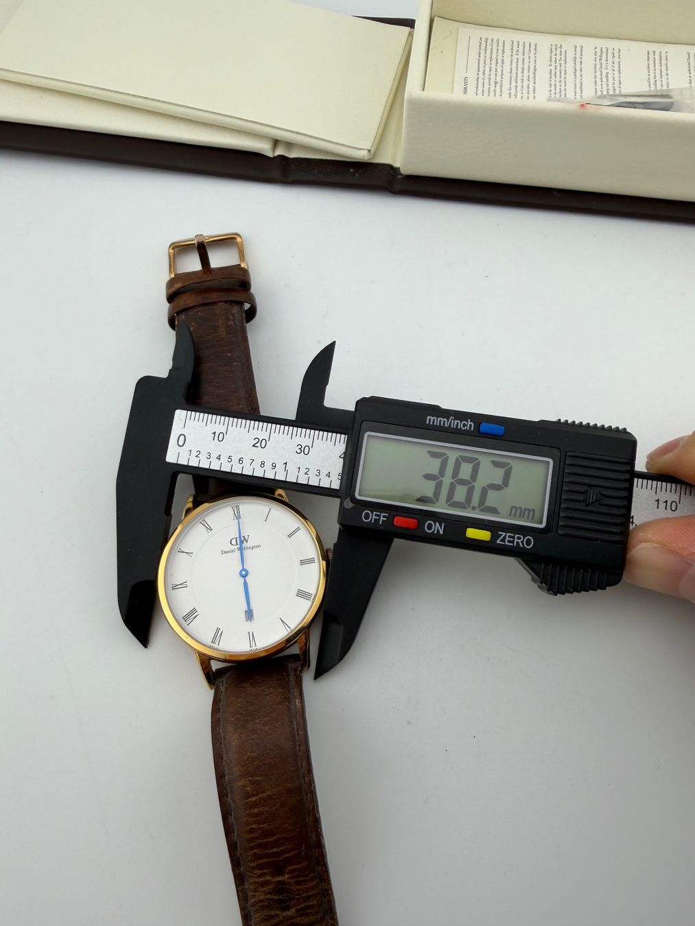 Daniel Wellington Montres: DANIEL WEILLINGTON – D'occasion à Biel/Bienne par MrP_WatchesBiel 4