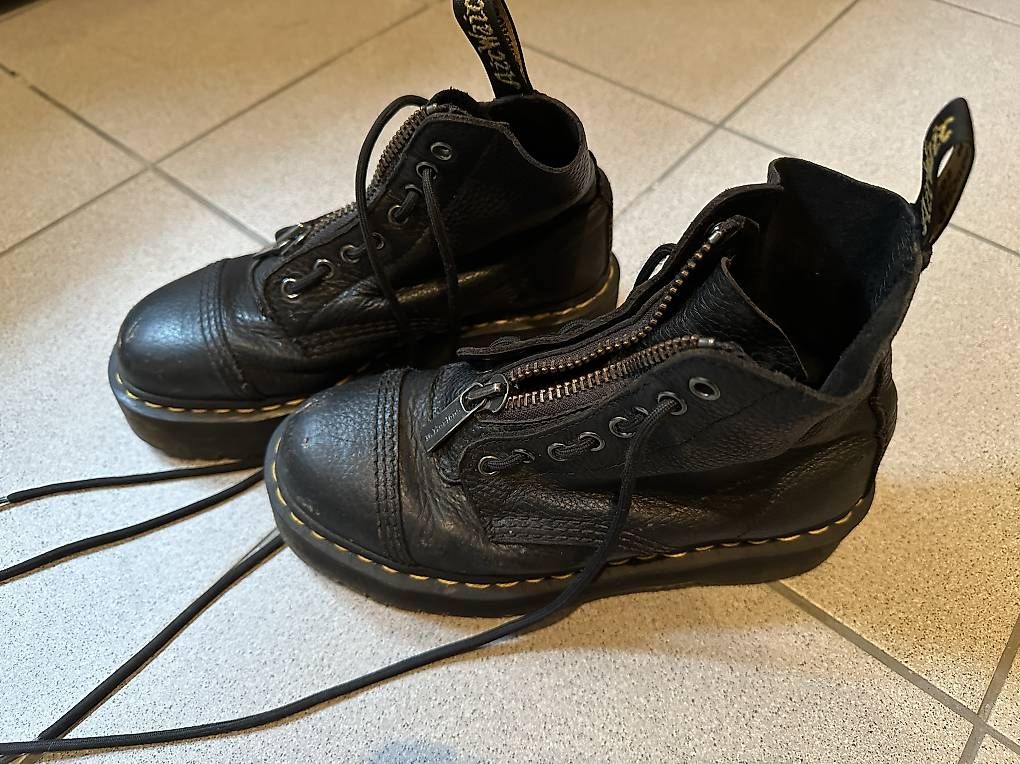 Chaussures hommes: Dr Martens – D'occasion à Monte Carasso par luc_f22b