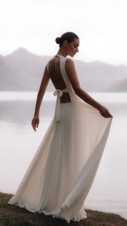 Traumhaftes Seidenkleid Cremebeige Lunana - weich M, S, XS