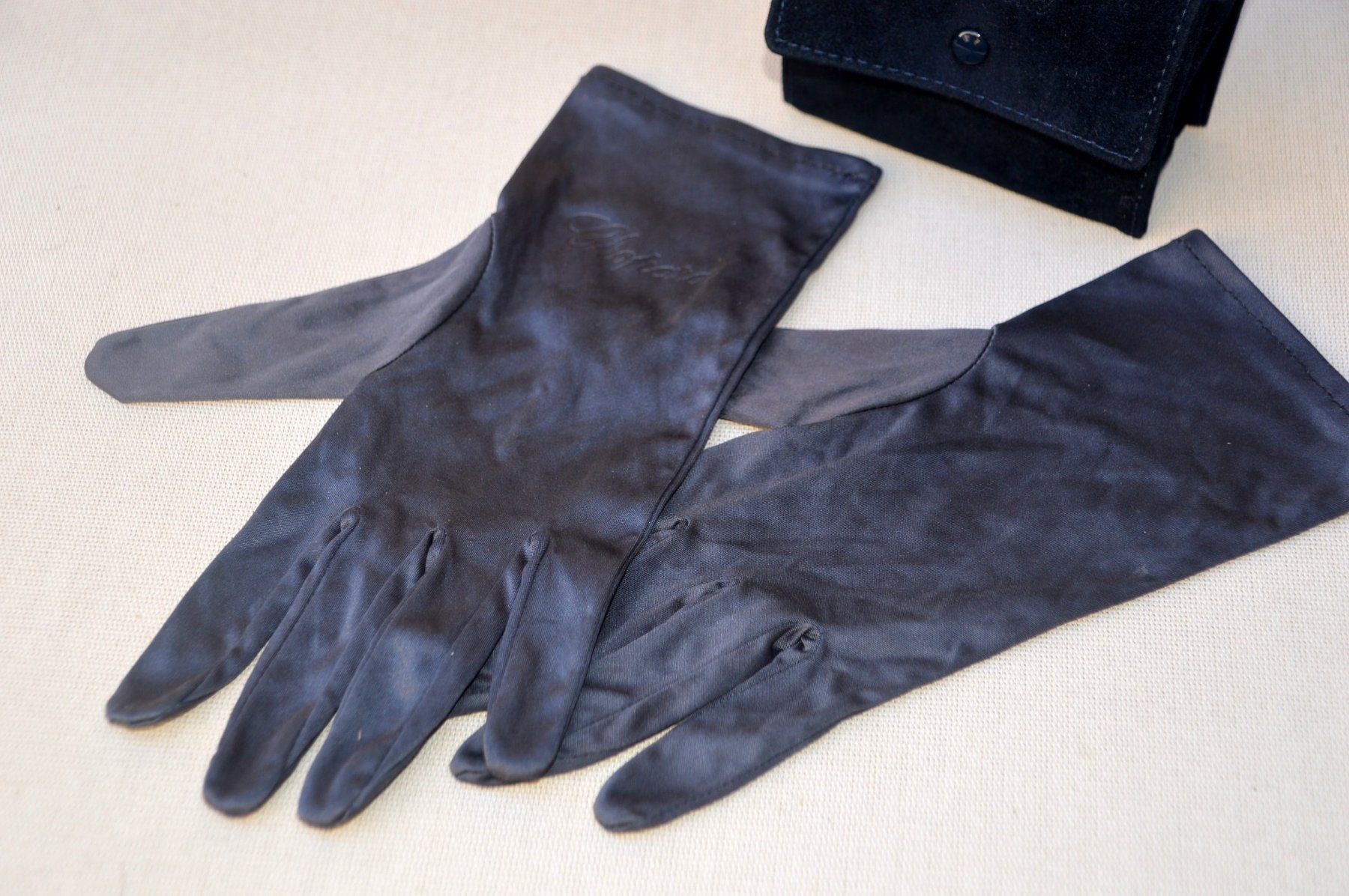 Handschuhe & Handstulpen: Chopard-Handschuhe / Les gants Chopard – Gebraucht aus Collonges von arashee 1