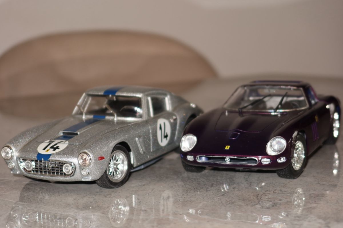 Maserati Modellautos: Ferrari & Maserati 1:18  – Gebraucht aus Wettingen von lam_q5bm 6