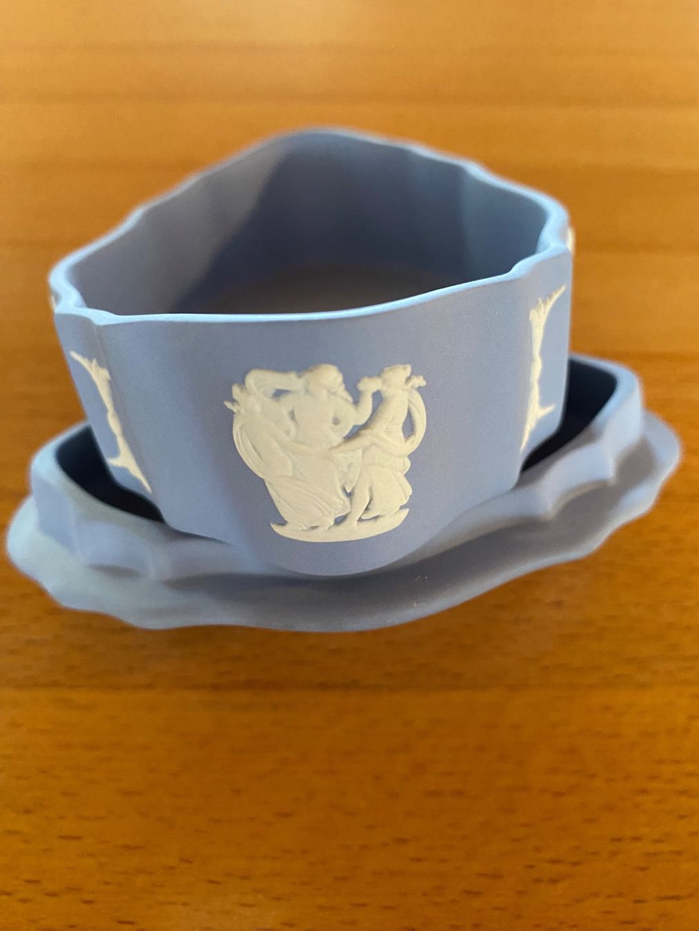 Set di piatti: Wedgwood Dose Jasperblau – Usato da Salenstein venduto da animay 3