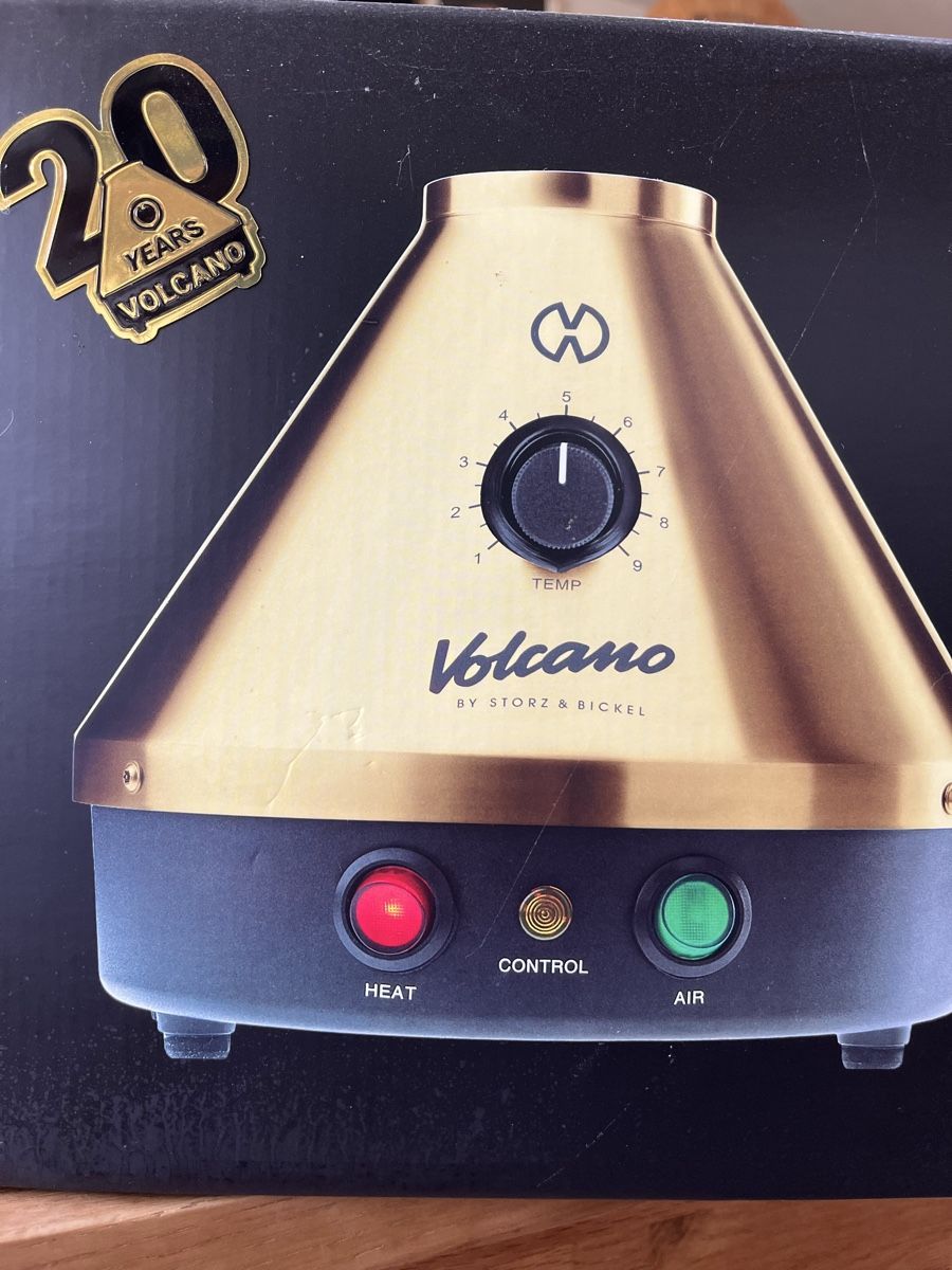 Altri Prodotti per fumatori: Volcano Classic Gold Edition - nie gebraucht – Nuovo e nell'imballaggio originale da Bolligen venduto da yue_9wxw