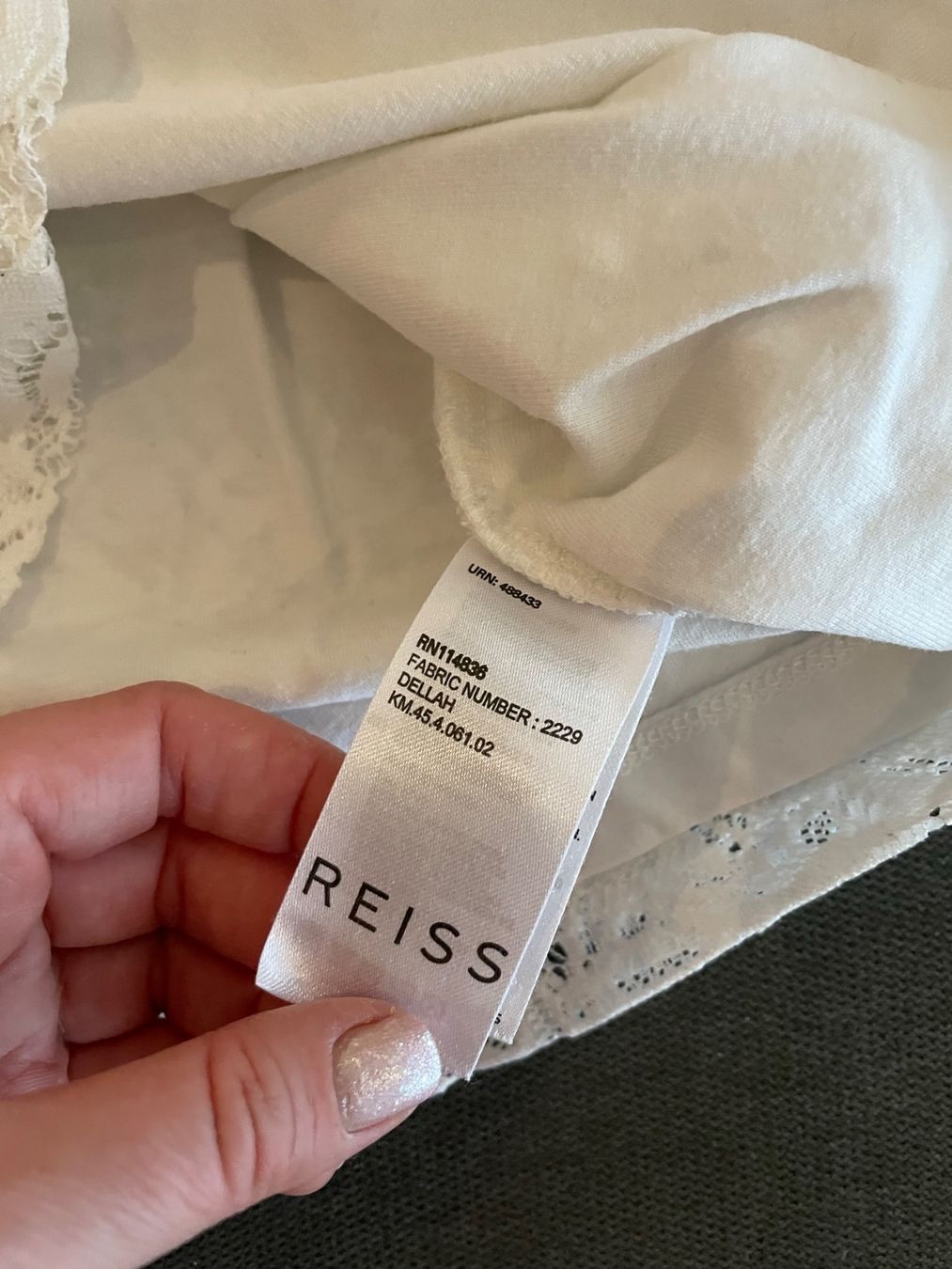 Top: Reiss beautiful top perfect condition M – Usato da Pully venduto da Sell_it_all 2