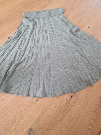 Grüner Strickrock, Grösse L perfekt für den Herbst!