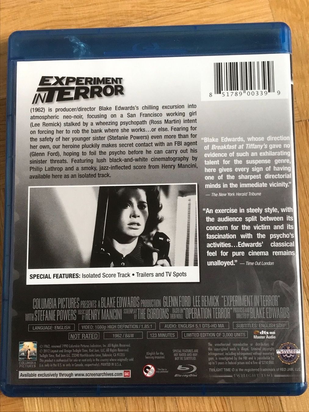 Tutti i DVDs: Experiment in Terror - mit Booklet - Twilight Time - Blu-ray – Nuovo (secondo la descrizione) da Zürich venduto da Malcom 2
