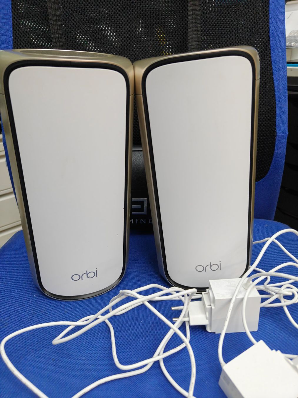 Modem & Router: Netgear Orbi 970 2er Pack Ab100.Fr – Difettoso da Solothurn venduto da Electronic.3 1