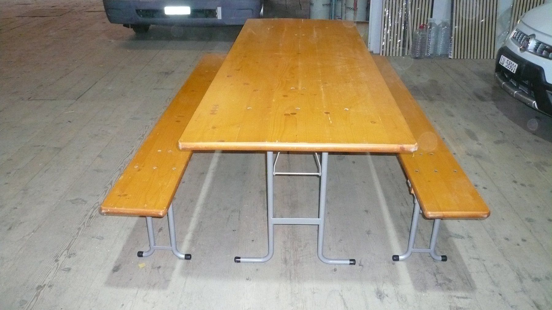 Set di tavolo e panche: Fest Bank Garnitur – Usato da Schachen LU venduto da bpm_7vkr