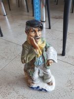 Figur Keramik Zeitungsverkäufer