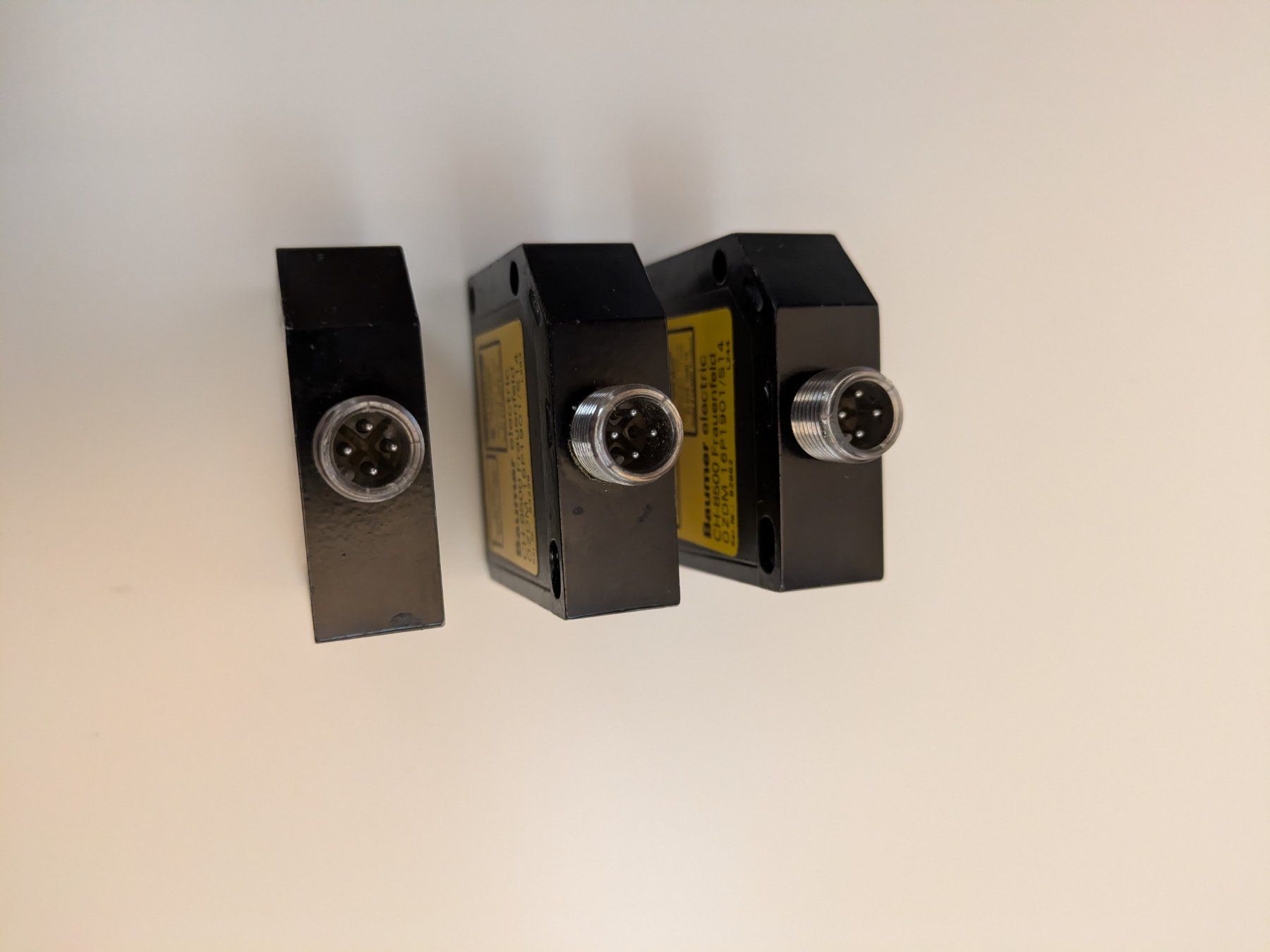 Composants électroniques: Baumer electric OZDM 16P1901/S14 – D'occasion à Sugiez par dbm_7l29 4