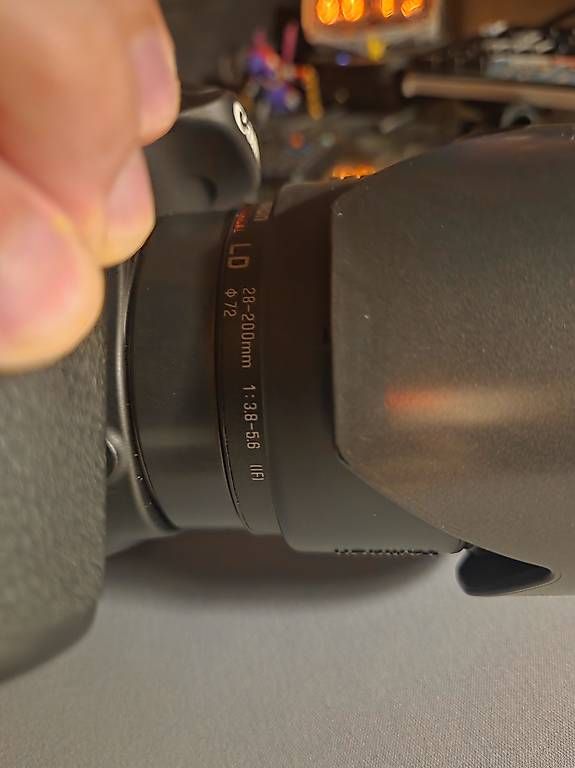 Canon Kamera: Canon EOS 60D mit Tamron 28-200mm Objektiv / Ladegerät – Gebraucht aus Illnau von Spartan226 3
