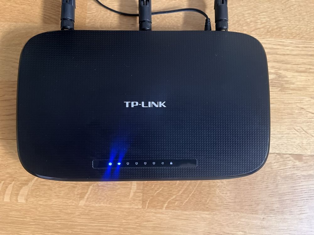 TP Link Router und TP Link Extender 8