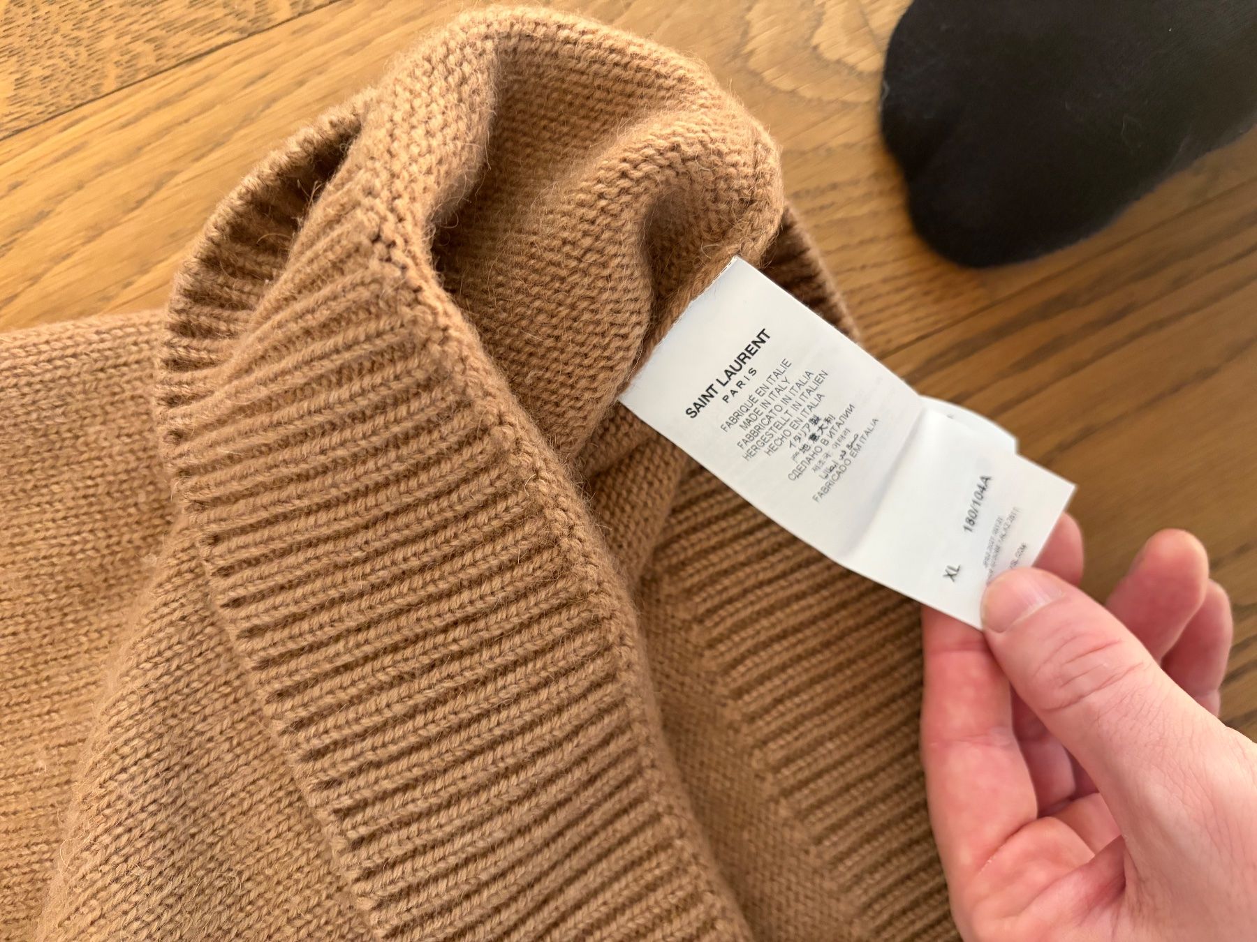 Saint Laurent Maglioni & Felpe: Saint Laurent Beige Jumper – Nuovo (secondo la descrizione) da Zürich venduto da ste_6lzx 2