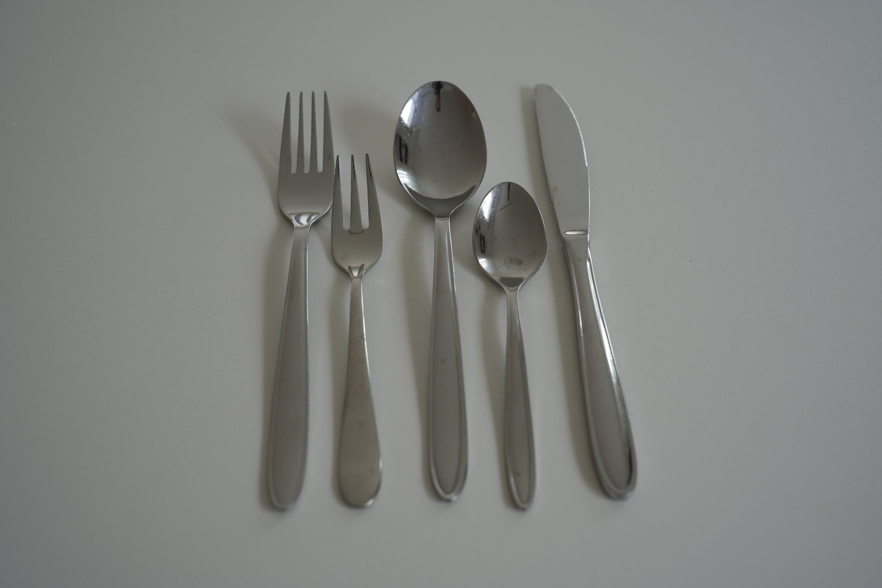 Set di posate: Besteck-Set - 47-Teilig – Usato da Rickenbach b. Wil venduto da mfrei103 1