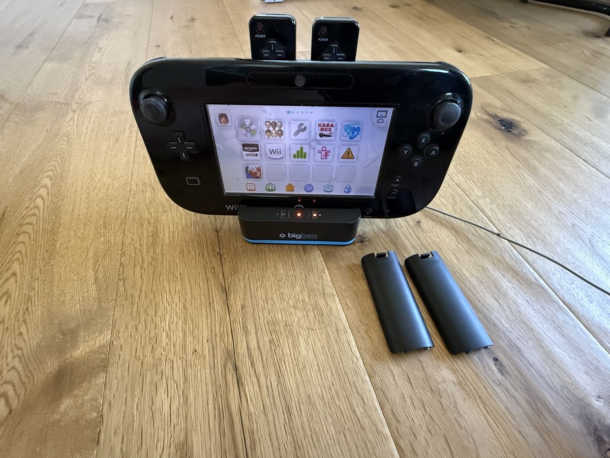 Nintendo Consoles: Wii U 32GB – D'occasion à Alberswil par 400589611 1