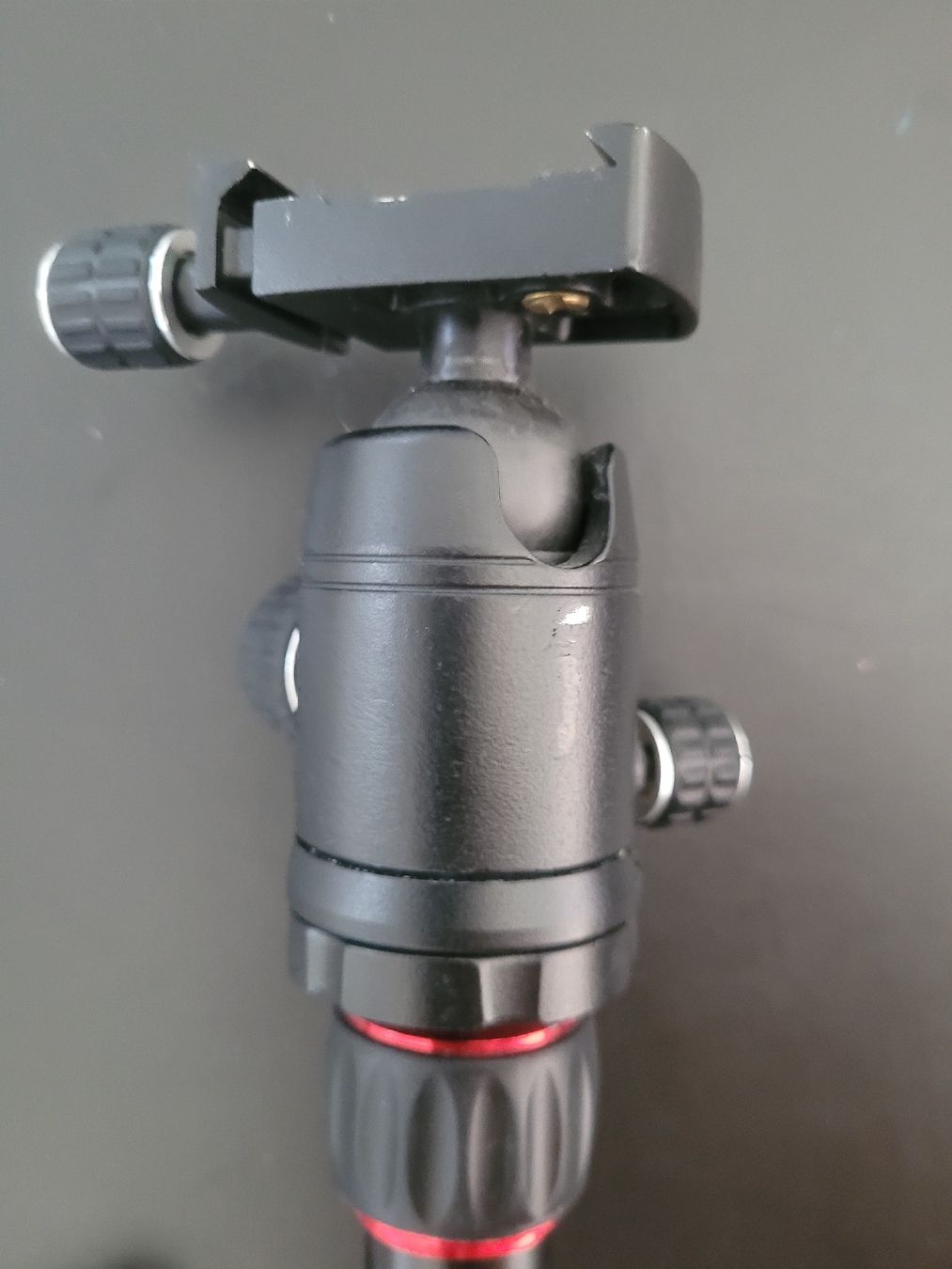 Hama Stative & Stativköpfe: Hama Traveller 146 Premium Duo Stativ  – Gebraucht aus Amriswil von job_jl59 2