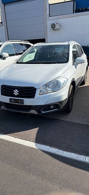 Autos: Suzuki SX4S-CROSS TDI4WD – Gebraucht aus Zürich von gennaro1 1