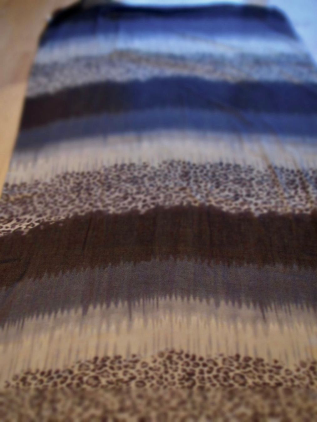 Foulard & Sciarpe: TRES GRAND FOULARD – Usato da Murten venduto da Selliot