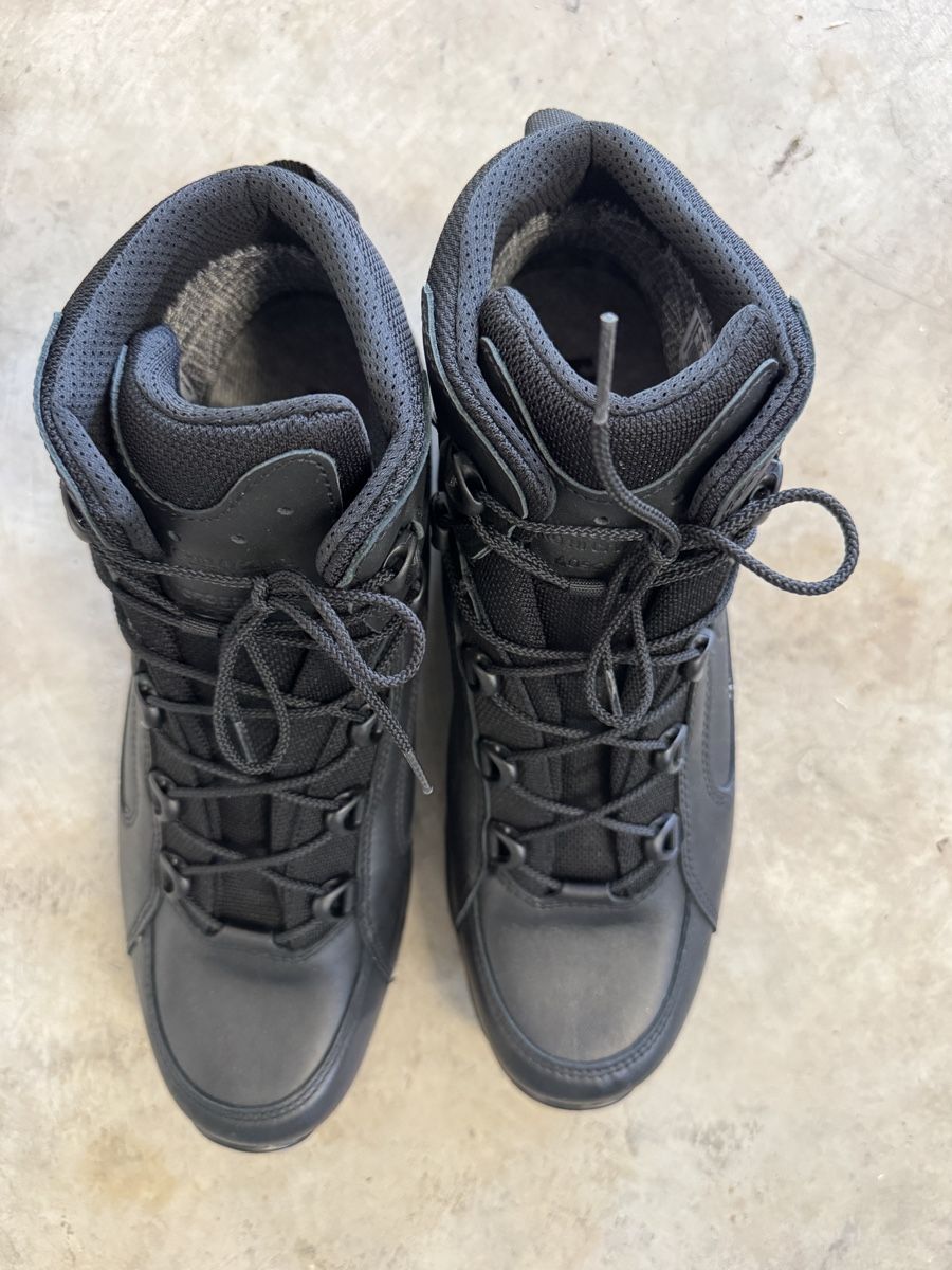 Chaussures hommes: Wanderschuhe 46/47 schwarz neu – Neuf avec emballage d'origine à Schlatt TG par a.more4 1