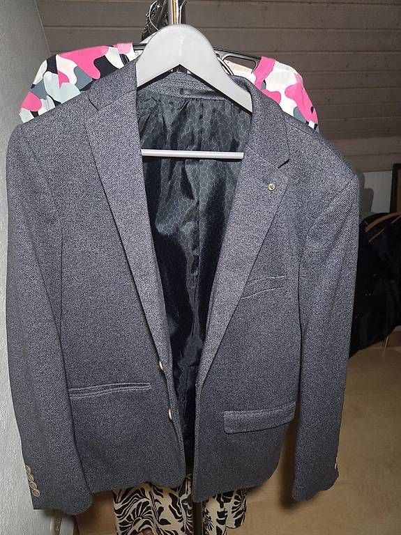 Giacche: Grau melierter Blazer, Grösse 50 – Nuovo e nell'imballaggio originale da Oberrüti venduto da schui12