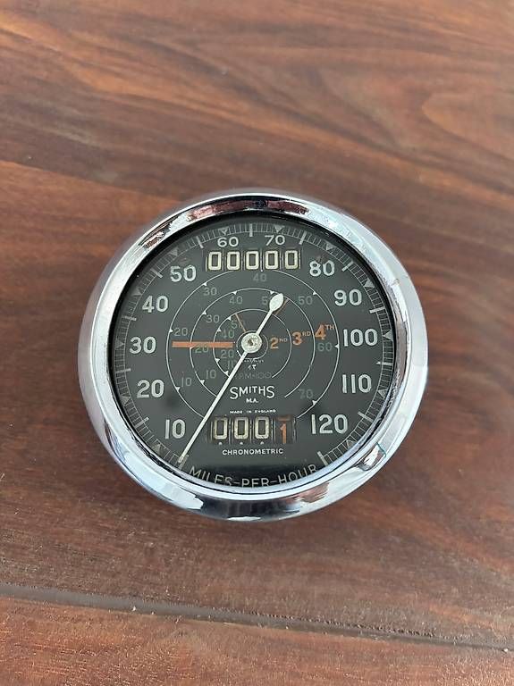Smiths Tutti i ricambio per moto: Smiths Chronometric Tacho Triumph 6T Thunderbird, BSA Old – Usato da Aeugst am Albis venduto da Bikeboy1