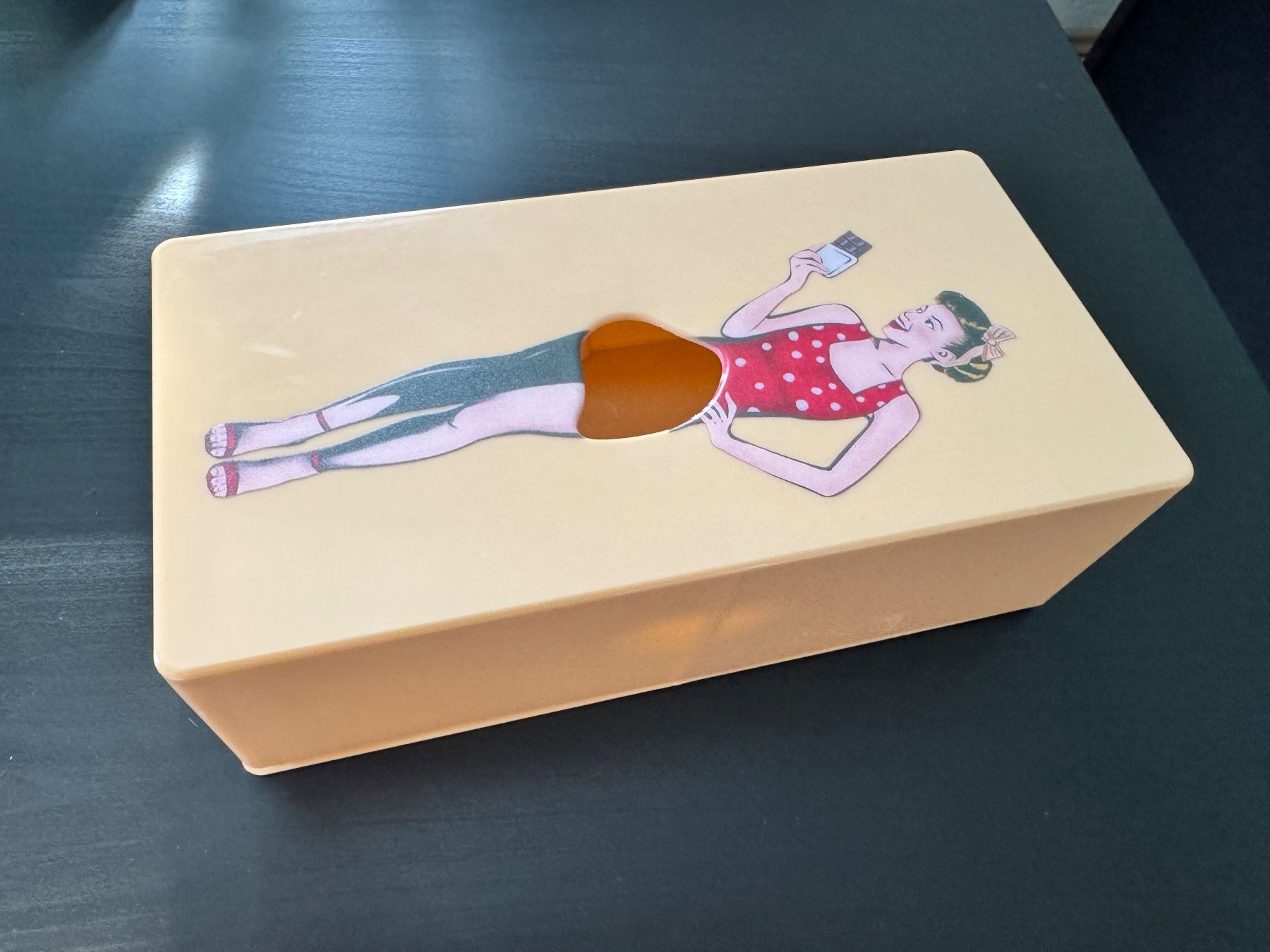 Altro in  Abbigliamento & Accessori: Retro Taschentuchspender "Vintage Lady" – Usato da Löhningen venduto da santafe06 5