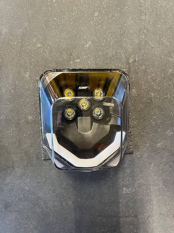 Phares: Husqvarna 701 Lichtmaske – D'occasion à Brunnen par san_9qlb