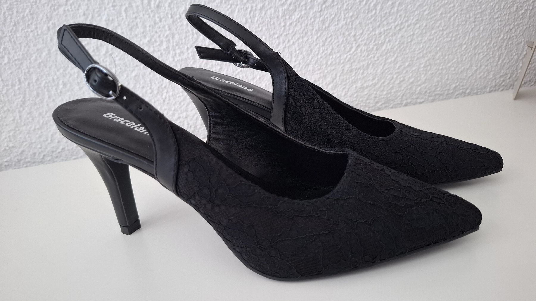 Graceland Scarpe da donna: Pumps Graceland schwarz, Grösse 38, neu – Nuovo e nell'imballaggio originale da Emmen venduto da Tigerlady 3