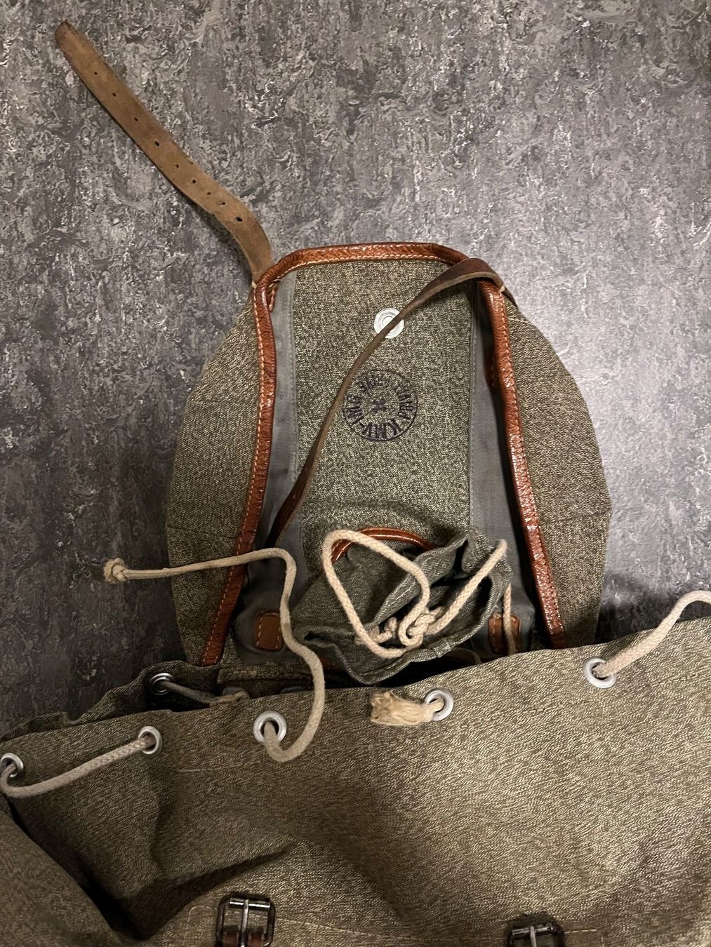 Zaini: Schweizer Militär-Rucksack – Usato da Uster venduto da eri_vbr9 2