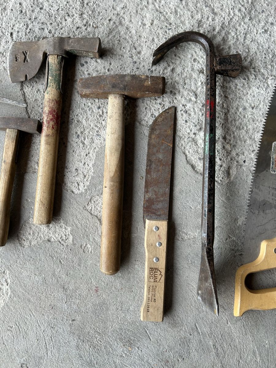 Tutti gli attrezzi: ALTE MAURER WERKZEUGE – Usato da Bottmingen venduto da Surubi 5