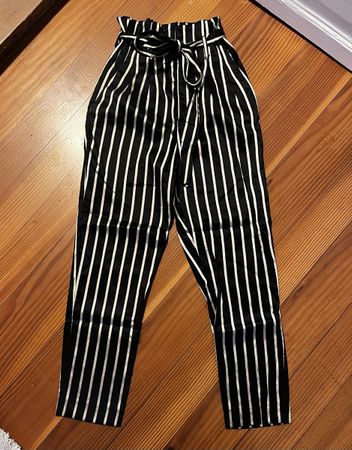 H&M Hose, gestreift, schwarz/weiss, Gr. 36