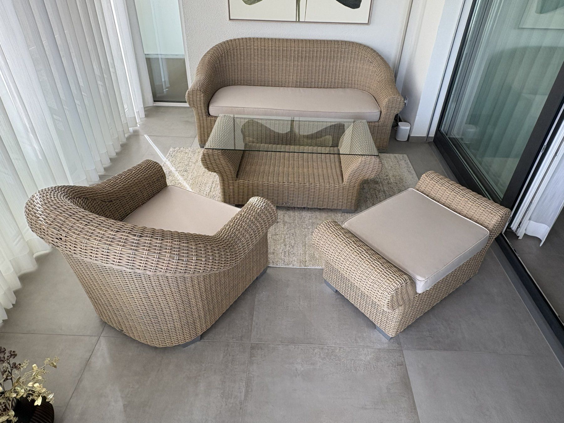 Sofas: Lounge – Gebraucht aus Hünenberg See von schumacr 1