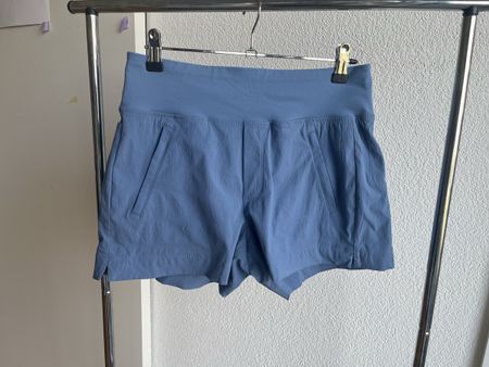 ATHLETA Outdoorshorts Gr 2 (34) blau NO:120-.