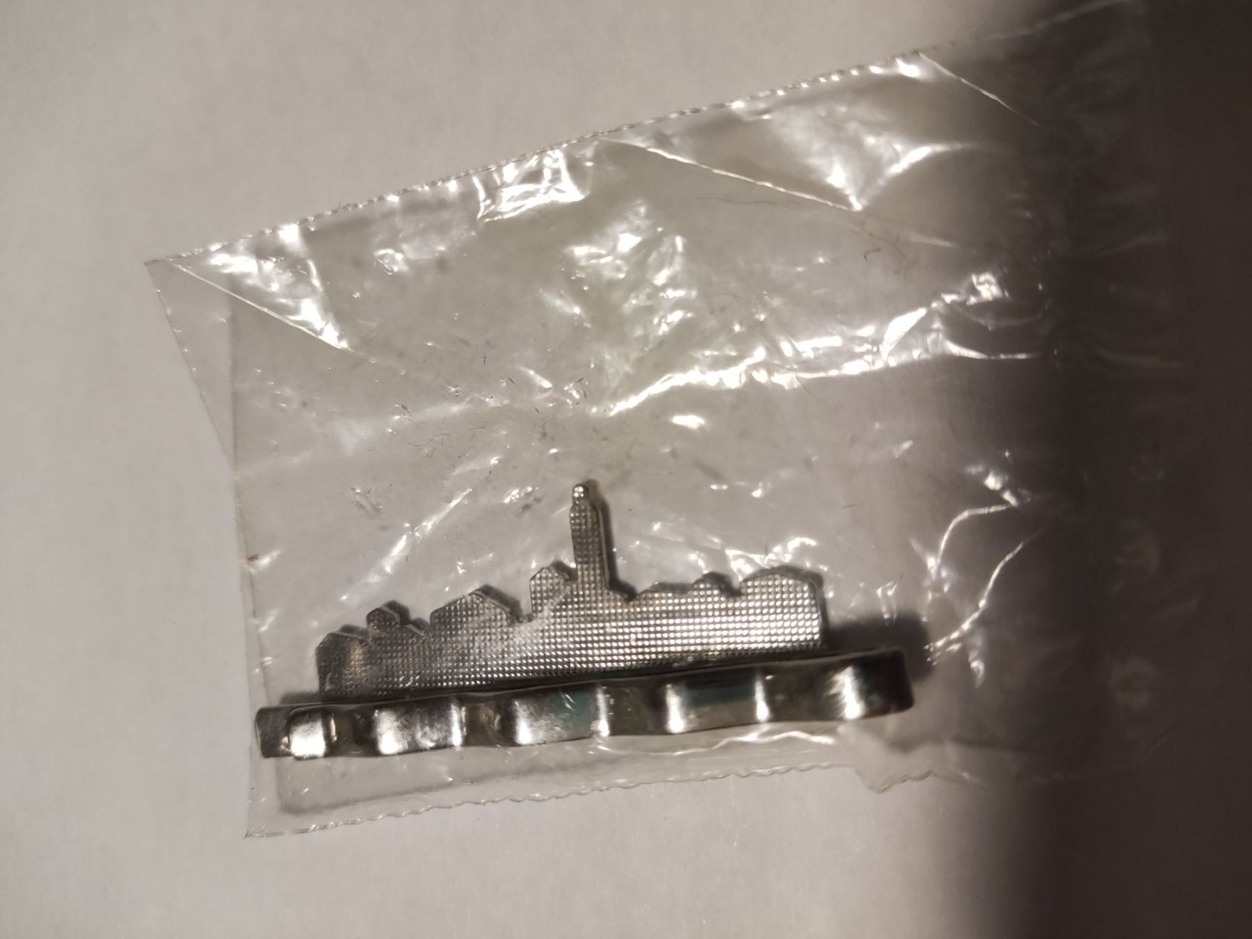 Krawatten: Krawatten Anhänger – Neu und originalverpackt aus Münchenbuchsee von Cori1968 1