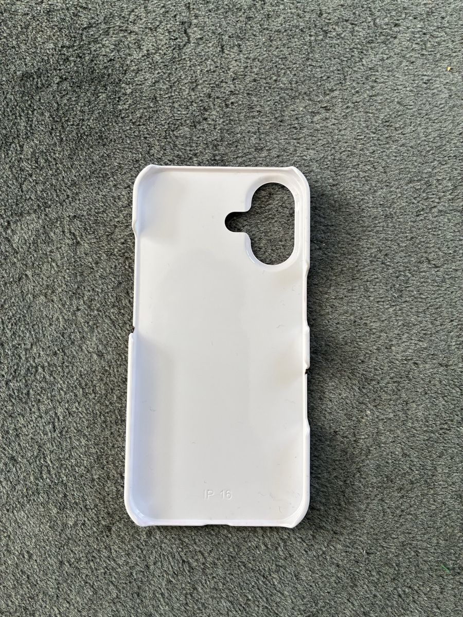 Apple Covers & Schutzfolien: Iphone 16 Cover EV Zug – Neu und originalverpackt aus Aarau Rohr von Sheeno 1