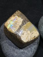 Anhänger Boulder Opal.