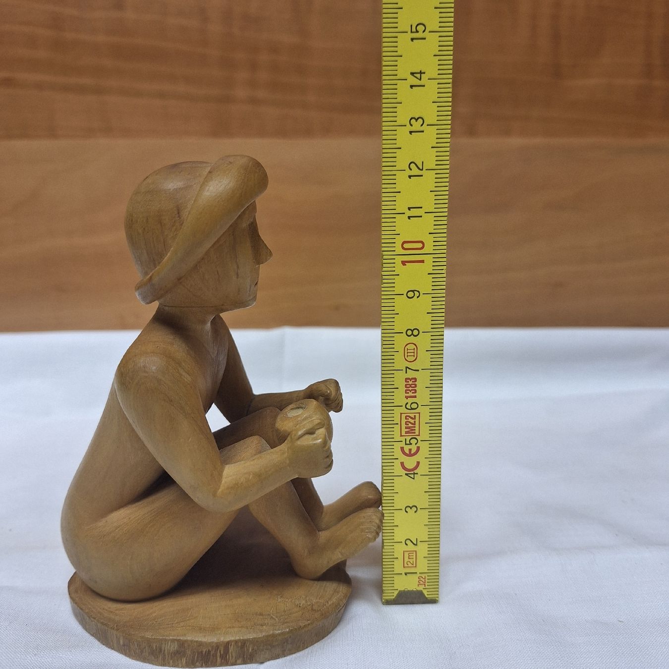 Figuren: Vintage Schnitzfigur, Figur sitzend mit Krug – Gebraucht aus Winterthur von Goldpipau 9