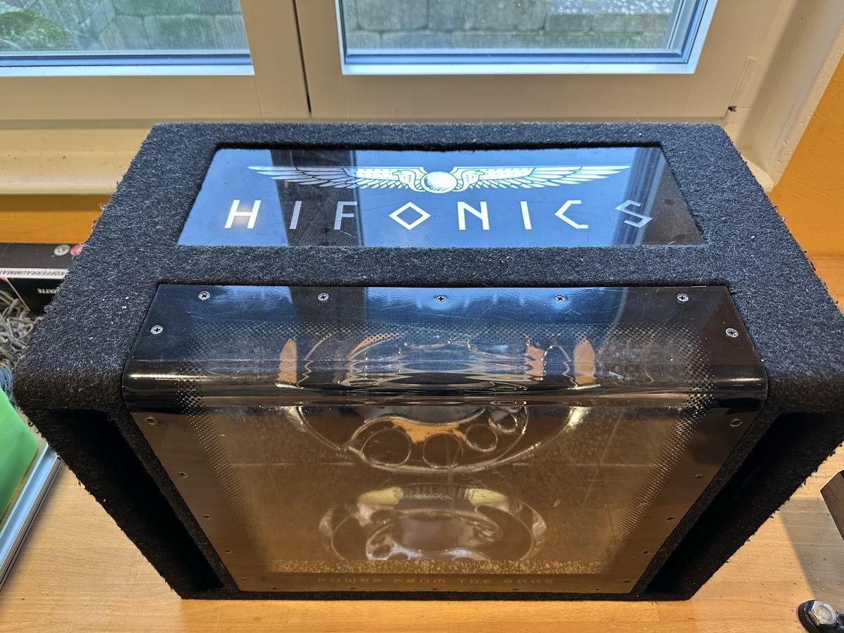Casse acustiche: HIFONICS Autosubwoofer 800 Watt – Usato da Gipf-Oberfrick venduto da Lucky700._