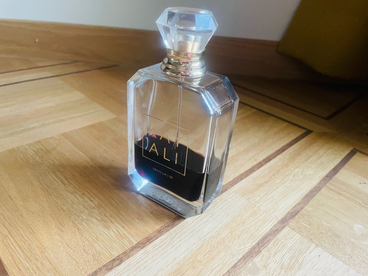 Kayali Parfum & Eau de Toilette: KAYALI Vanilla | 28 ml 100ml – Gebraucht aus Arch von momo0809 1