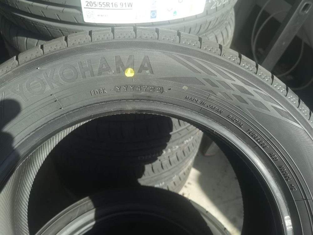 Pneumatico Yokohama 205/55 R16 91V, BluEarth-GT AE51