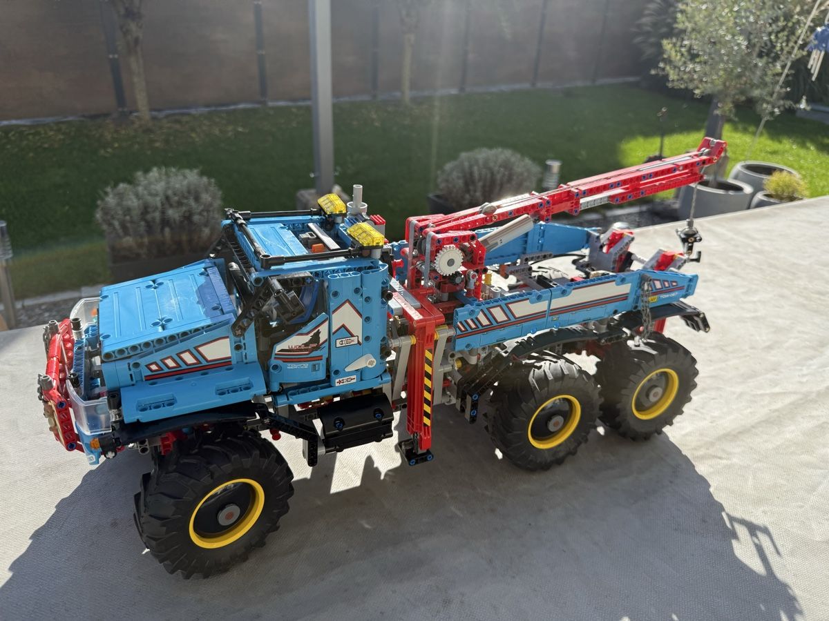 Lego Giocattoli: LEGO Technic 6x6 All Terrain Abschleppwagen – Usato da Pfyn venduto da thi_rs87 1