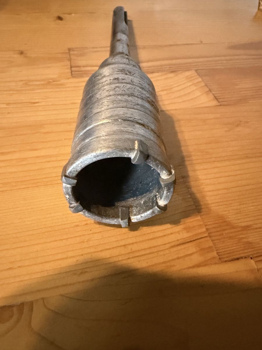 Tous les outils: Kernbohrer 50mm SDS-Max gebraucht  – D'occasion à Hendschiken par mst_1979 1