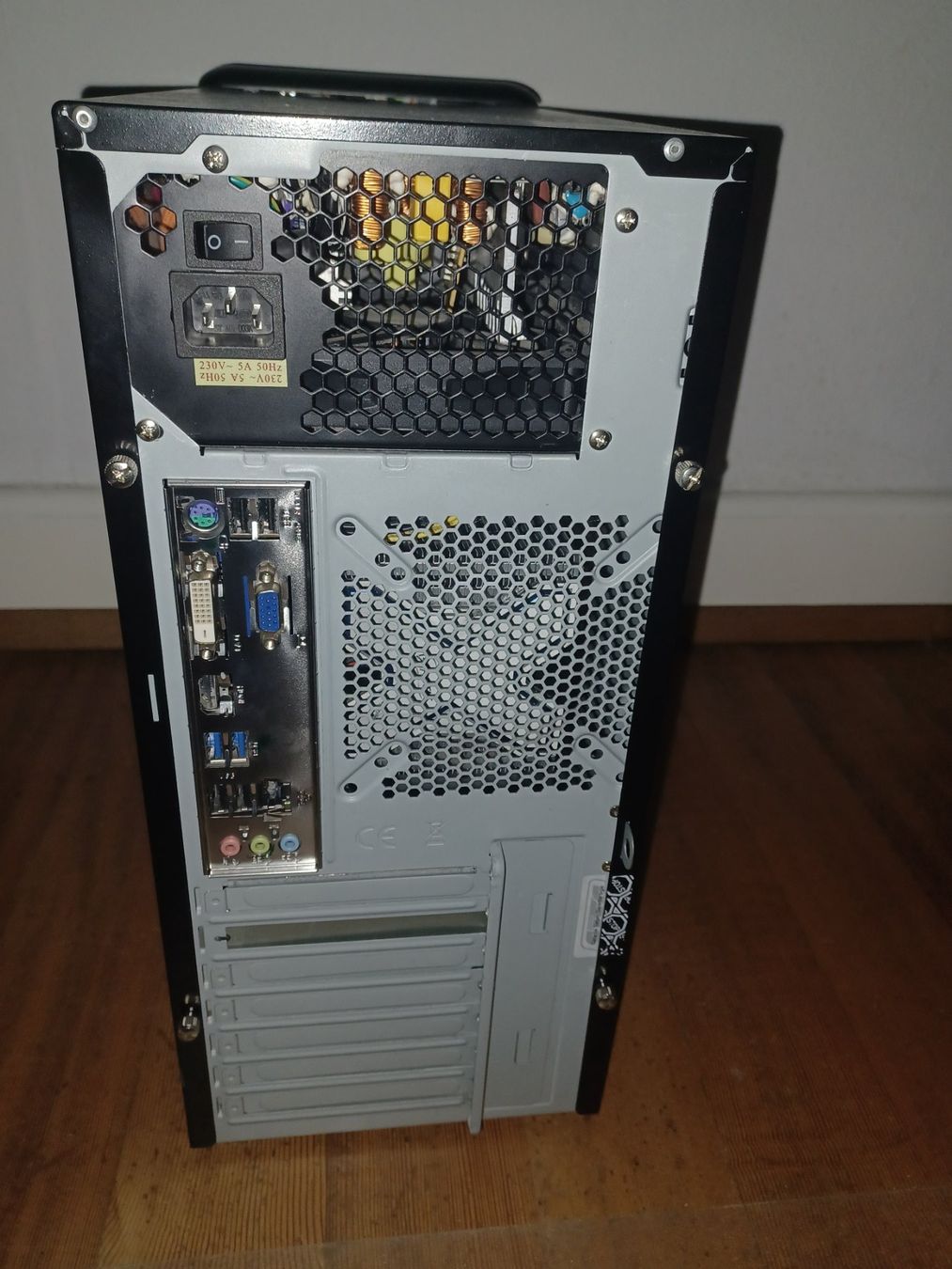 Steg PCs: Steg Tower-Computer – Gebraucht aus Basel von zuessi63 1