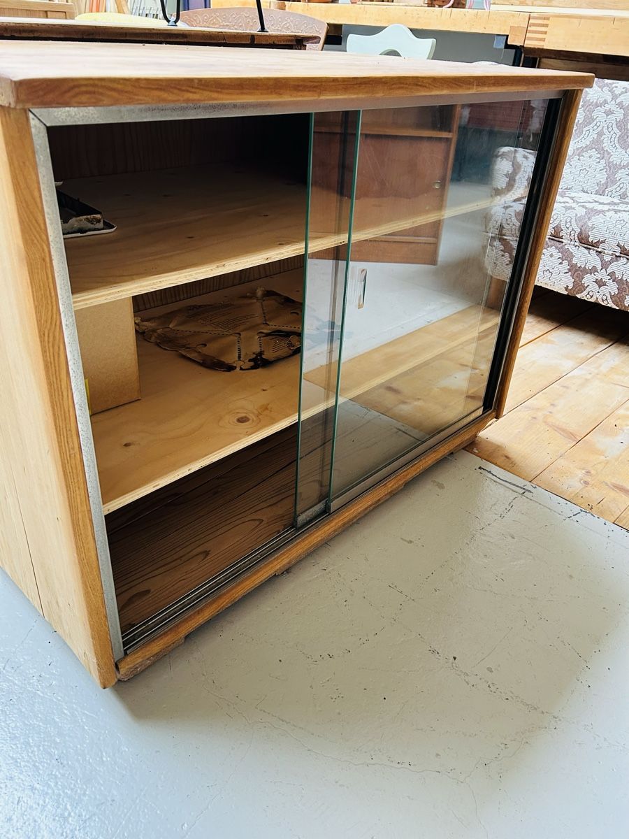 Equipement de magasin & Foires: Vitrine Holz , Vintage  – D'occasion à Zürich par KuduKing 1