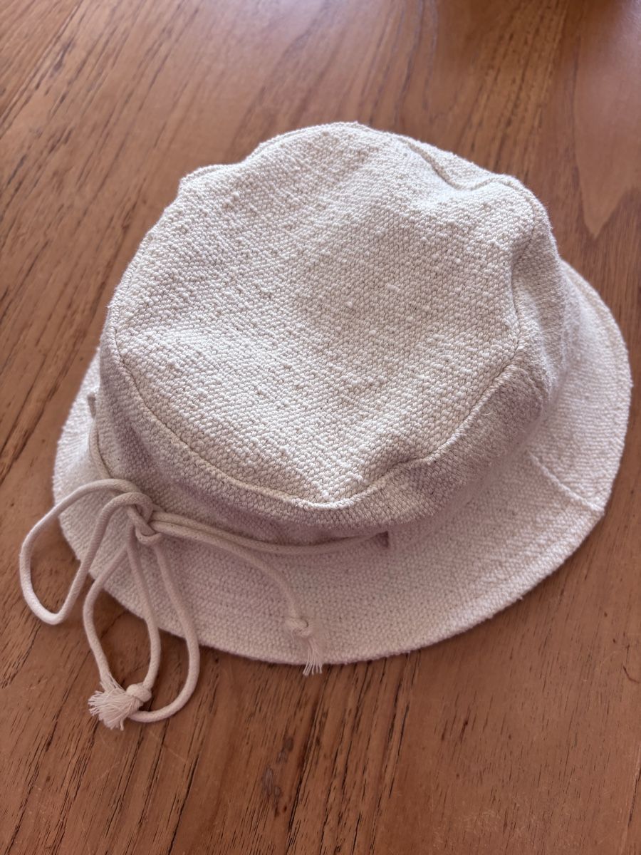 Jacquemus Copricapi, berretti & cappellini: Jacquemus Le bob Gadjo hat – Usato da Zürich venduto da Grothschild 2